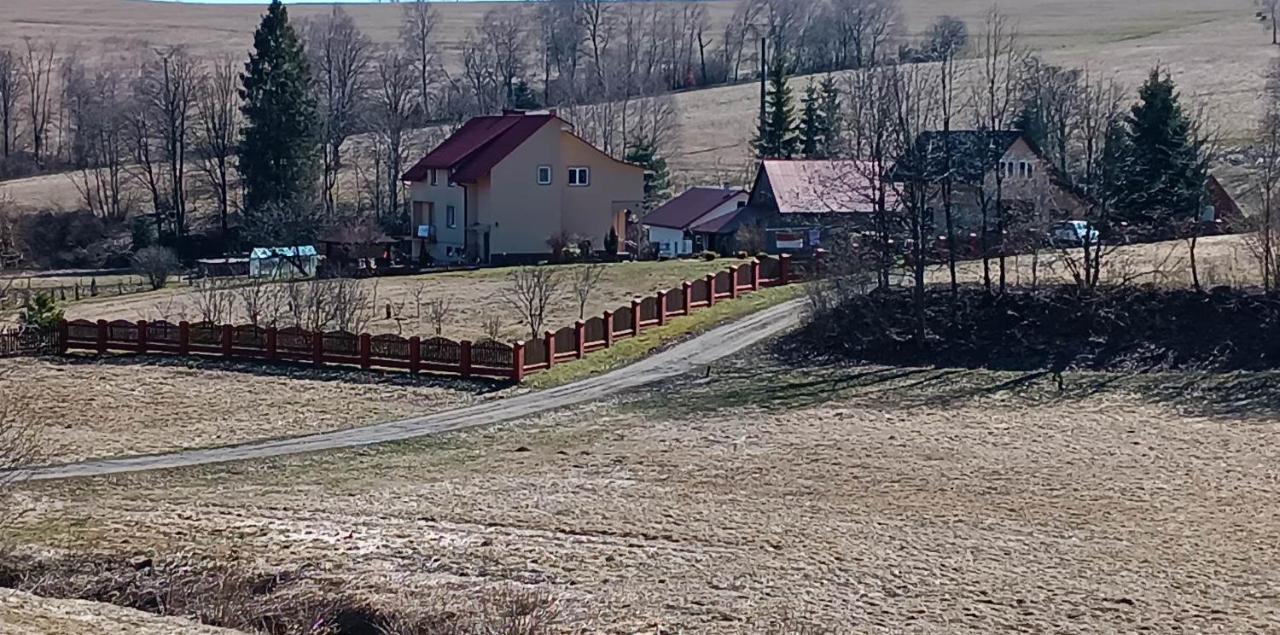 Dolina Roztoki-mieszkanie,pokoje Lub Z Lokalem Na Poddaszu * Bircza